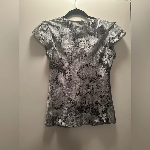 Two Hayley Matthews short sleeve blouses - great for under suit jacket.  Size M - Picture 5 of 5